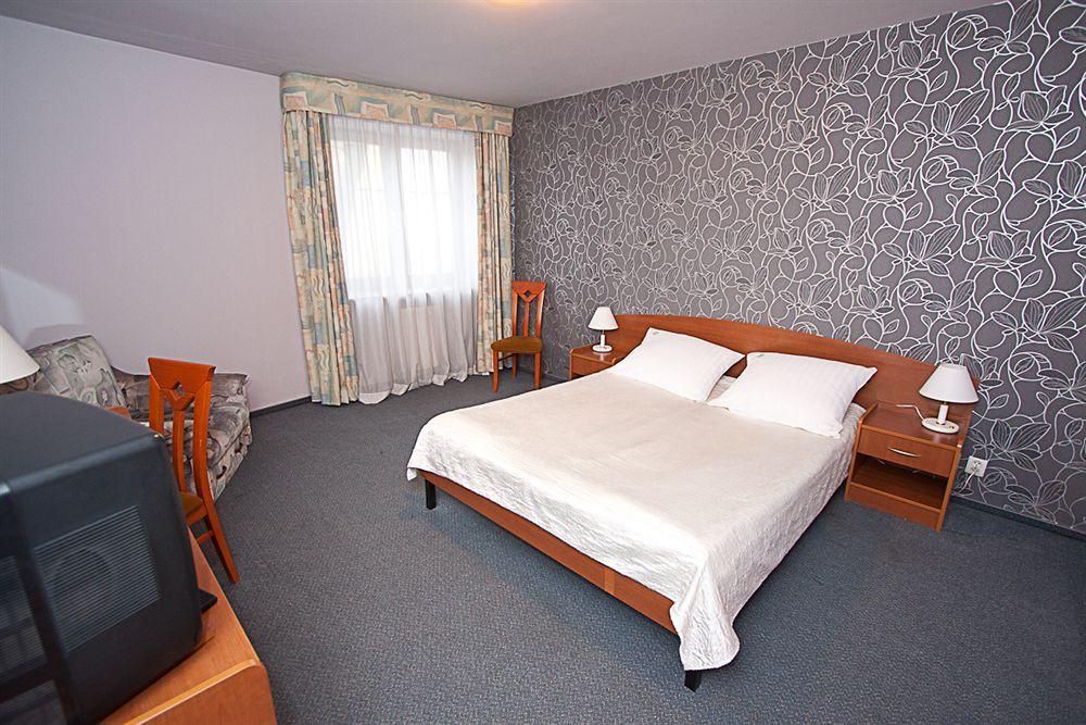 Hotel Gromada Radom Centrum Esterno foto