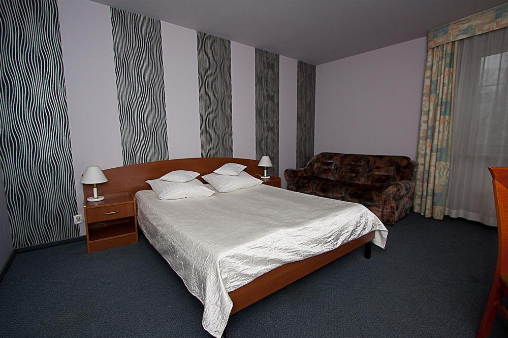 Hotel Gromada Radom Centrum Esterno foto