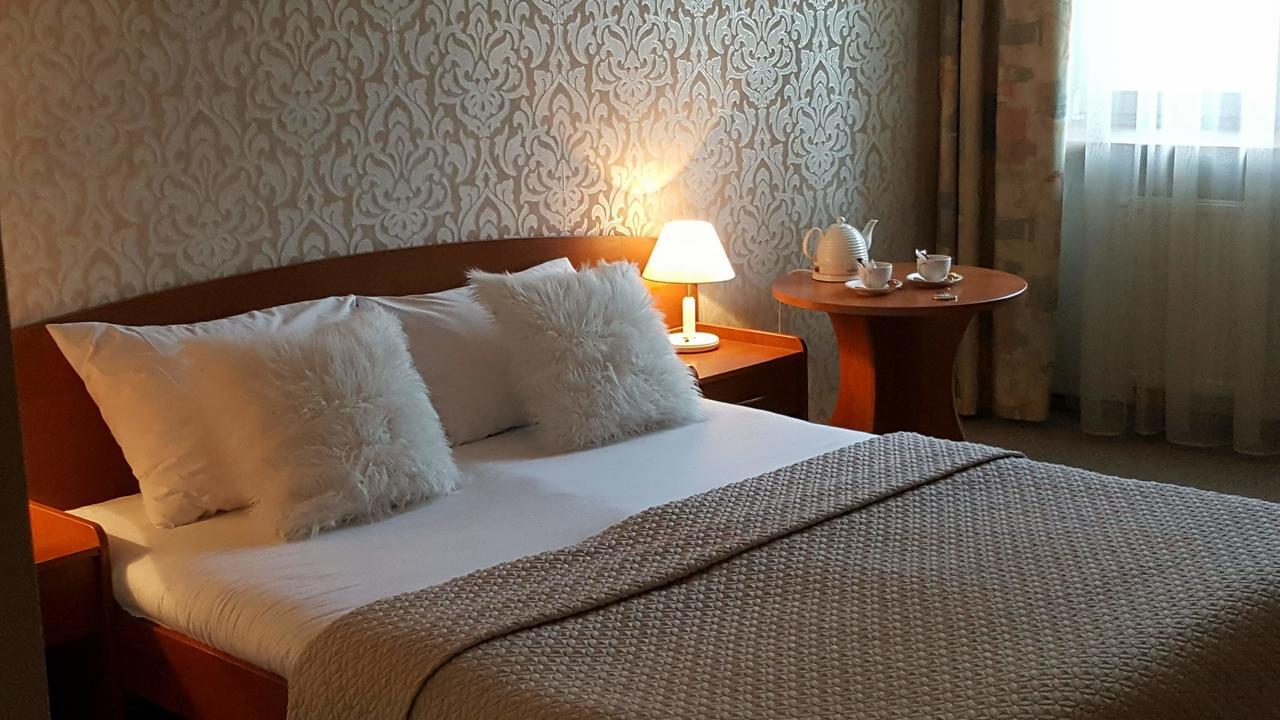 Hotel Gromada Radom Centrum Esterno foto